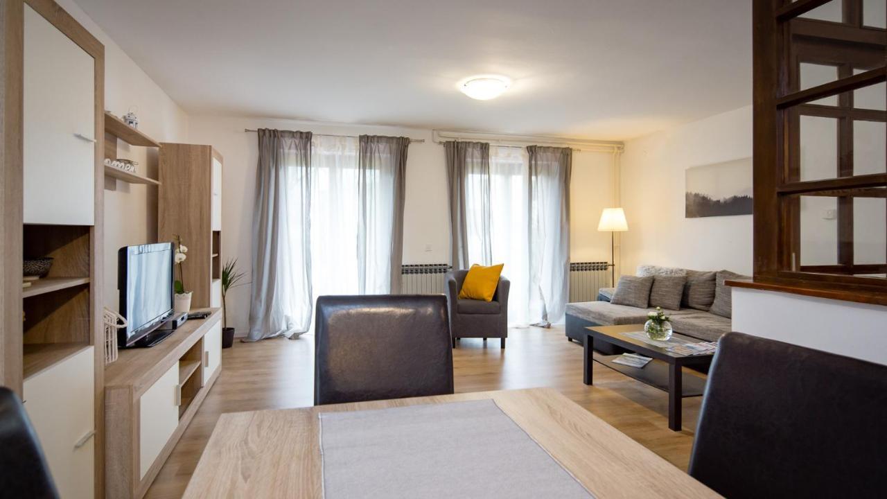 Holiday House Casa Maria Rovinj Bagian luar foto