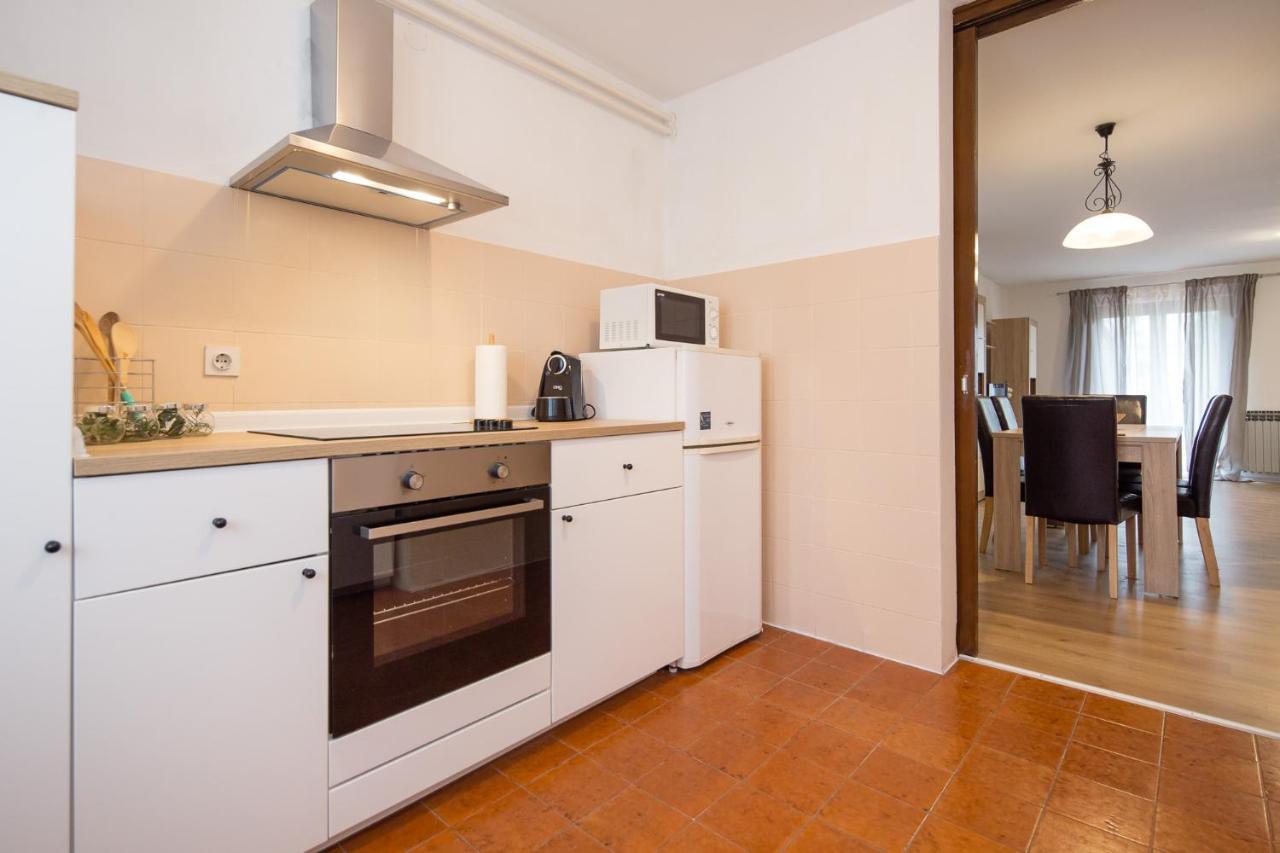 Holiday House Casa Maria Rovinj Bagian luar foto